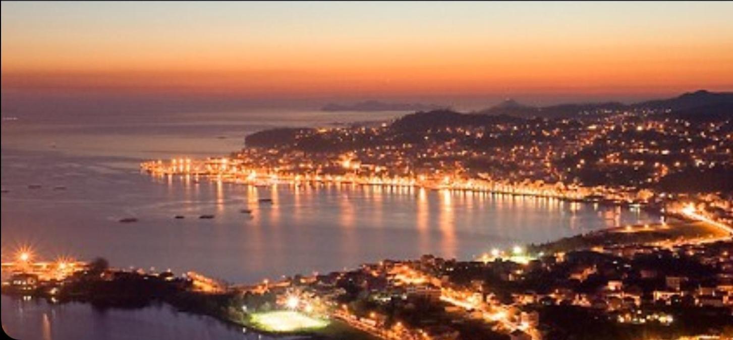 莫阿纳Piso A Pie De Playa Con Terraza Exclusiva公寓 外观 照片